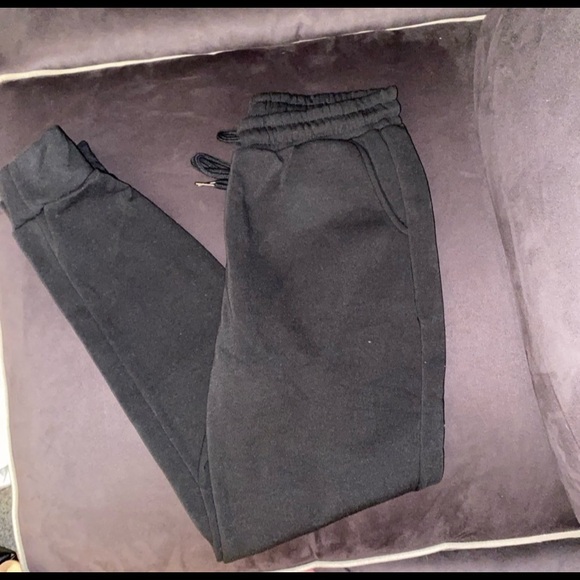 J & K - Black Crop Hoodie and Jogger SET - Picture 4 of 5